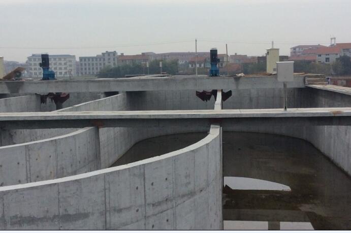 背水壓防霉防水涂料涂刷施工注意事項(xiàng)